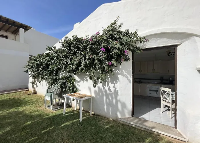 - Playa - 1 Con Jardines Al Lado Del Mar Te11 * エステポナ